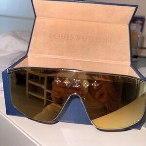 LOUIS VUITTON SUNGLASSES